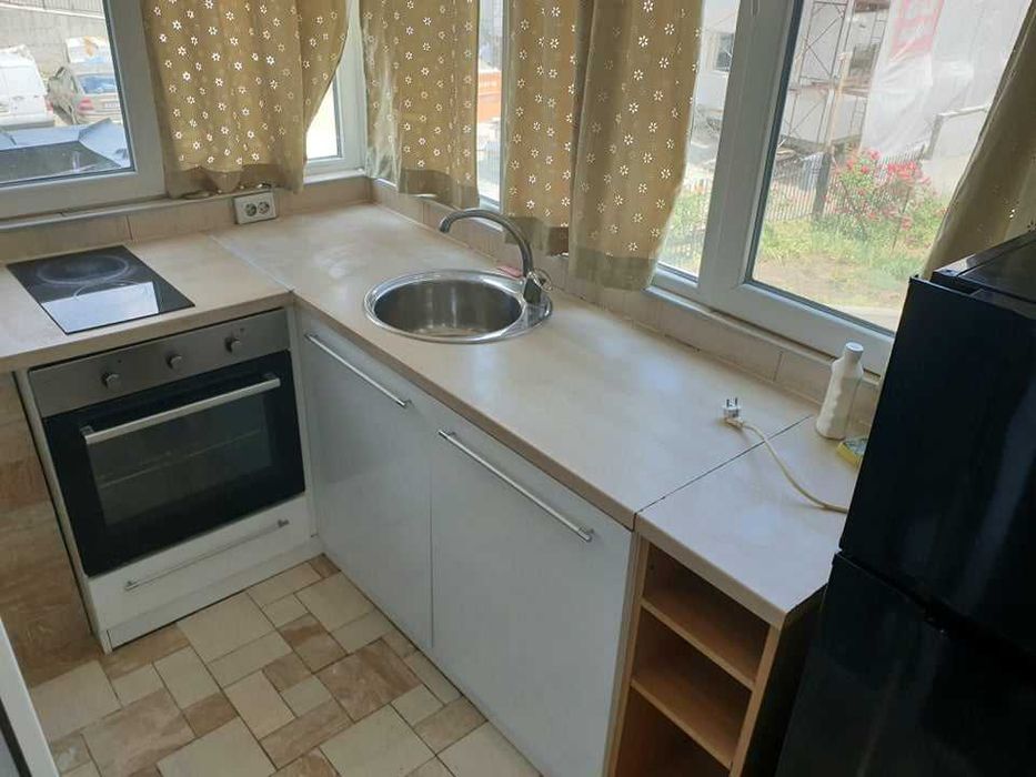 Дава се под наем Двустаен апартамент в Бургас, Меден рудник - зона А - 53 кв.м за 153 € - Снимка #3