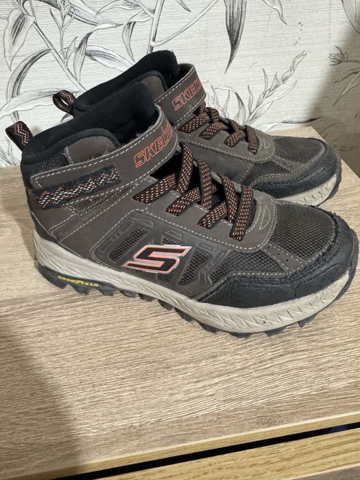 Детские ботинки