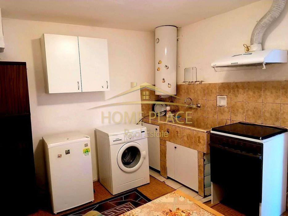 Дава се под наем Едностаен апартамент в Варна, Цветен квартал - 39 кв.м за 229.5 € - Снимка #1