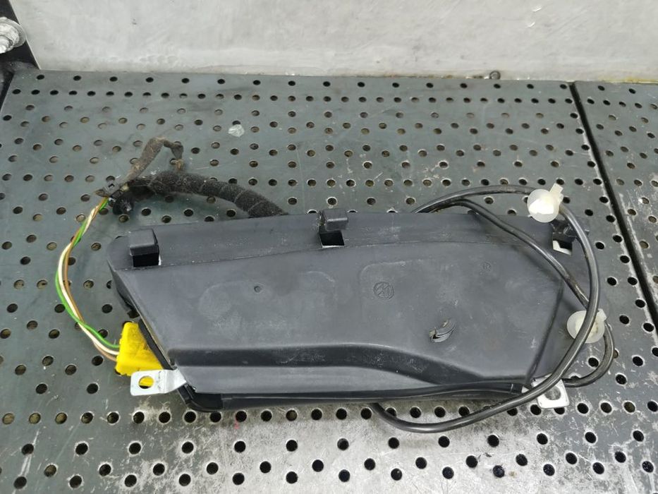 airbag lateral stanga  vw polo 9n 6q3880241a
