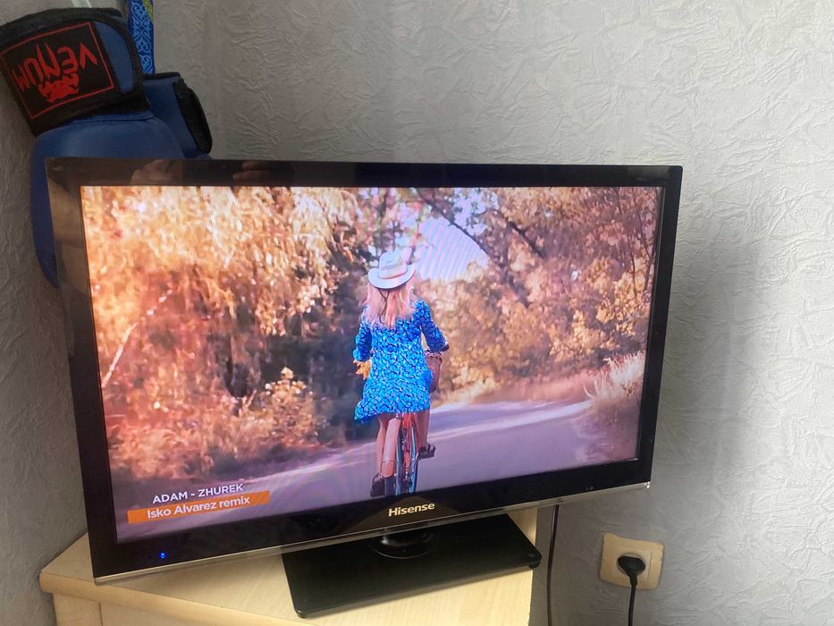 Продам телевизор Hisense 61см