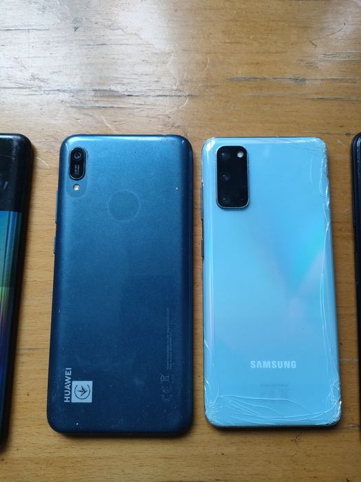Lot Telefoane Pentru Piese