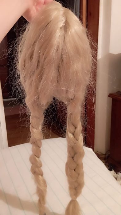 Продам парик из термоволокна