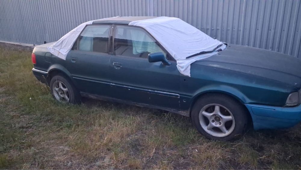 Продам Audi 80 B4 1993г