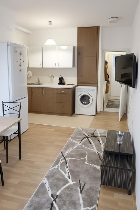 Тристаен апартамент под наем в кв. Кършияка