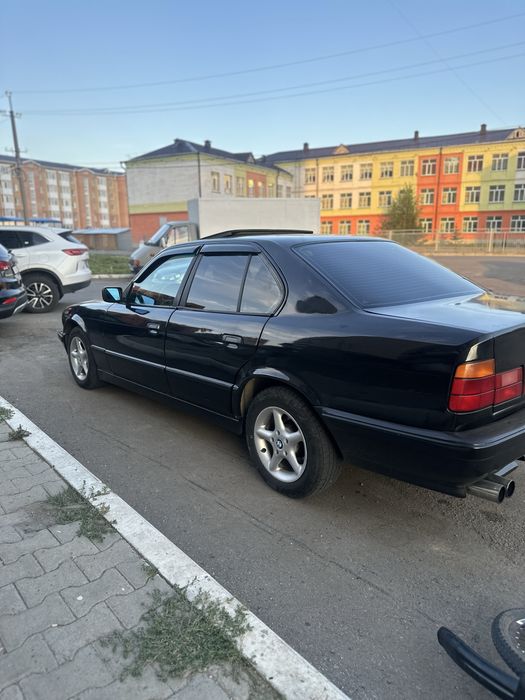 Продам бмв е34 520