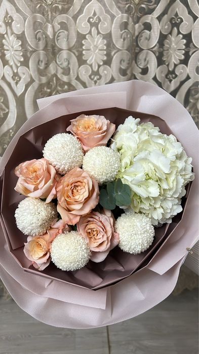 Свежий гүлдер сатылады