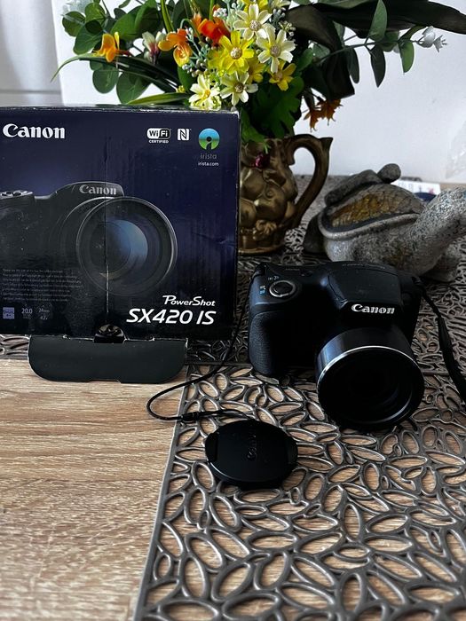 Se vinde aparat canon,nou
