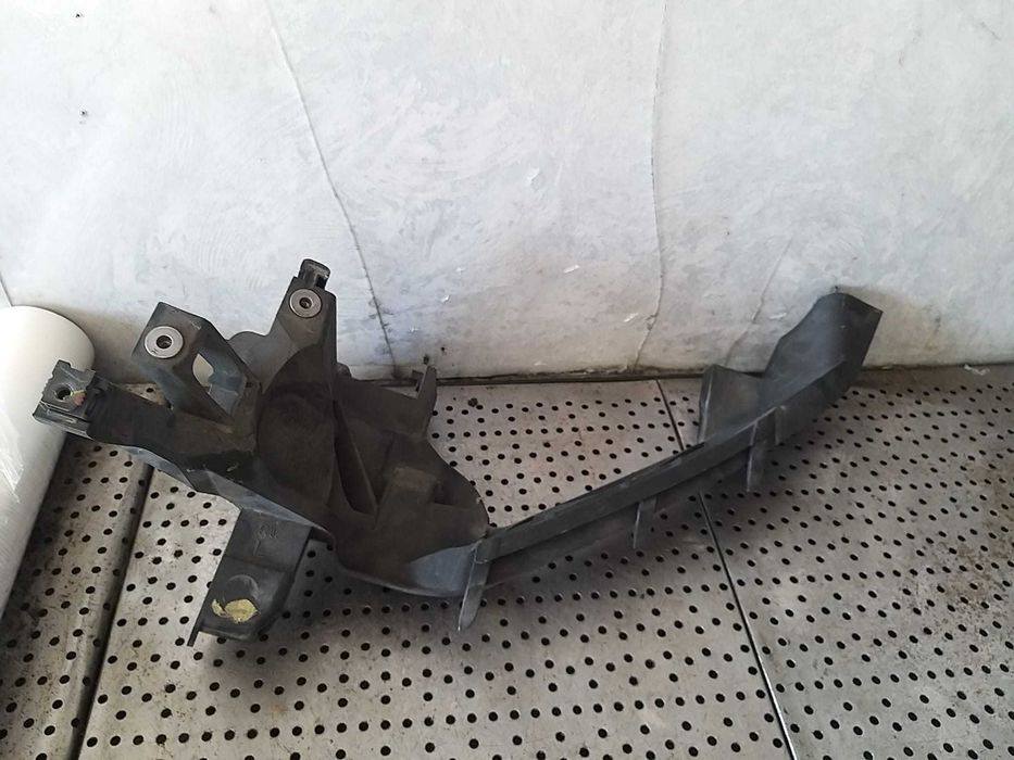 Suport far stanga audi q5 fy 2020 80a805607b
