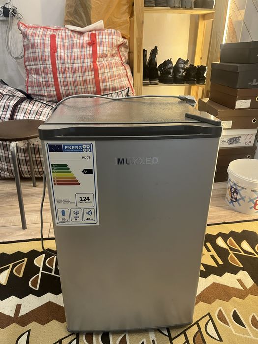 Продам минихолодильник