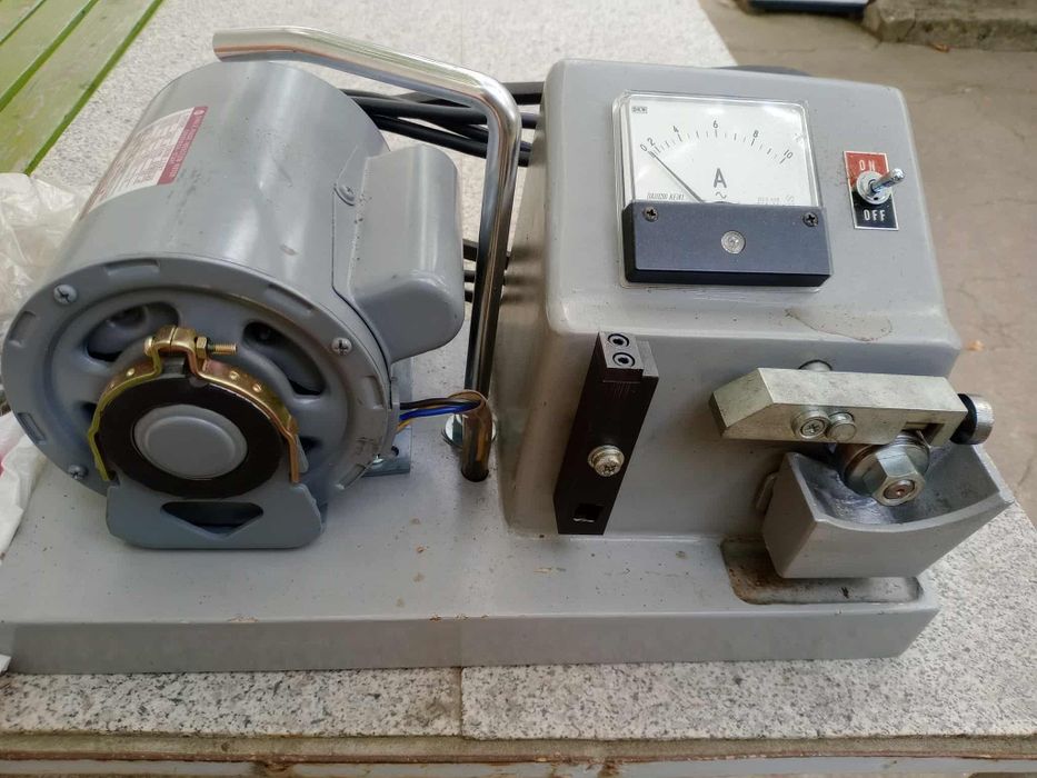 Вакуумна помпа Hitachi