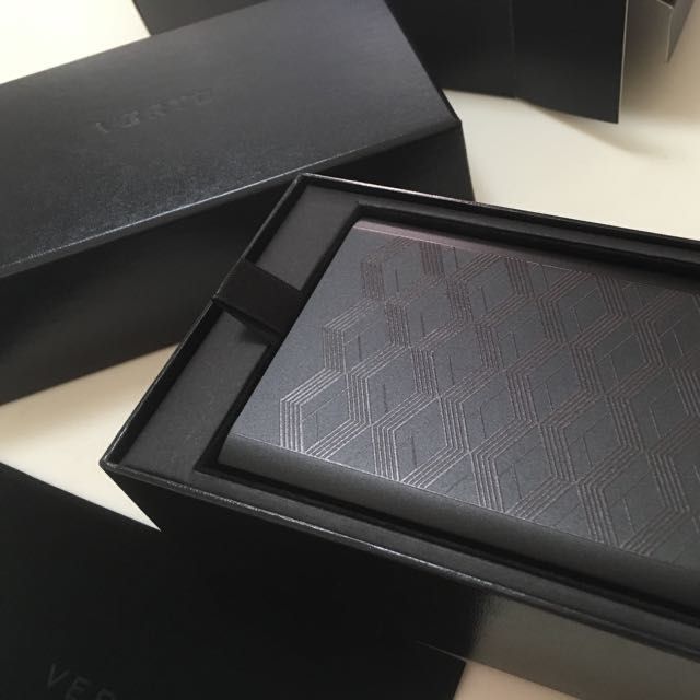 Нова външна батерия Vertu