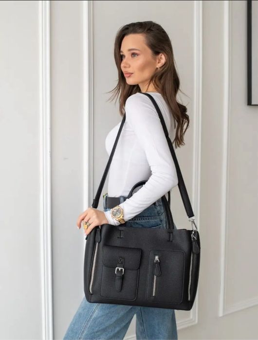 Вместительная, стильная сумка через плечо