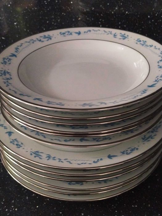 Уникален немски сервиз за хранене