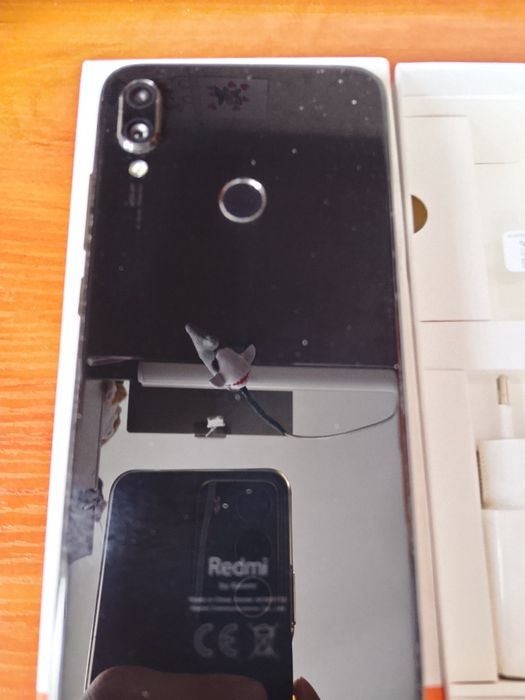 Redmi Note 7 в хорошем состоянии