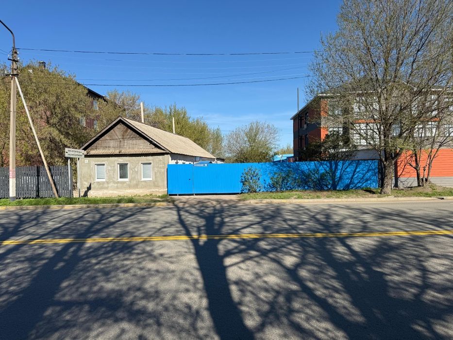 Продам дом с участком 7 сот