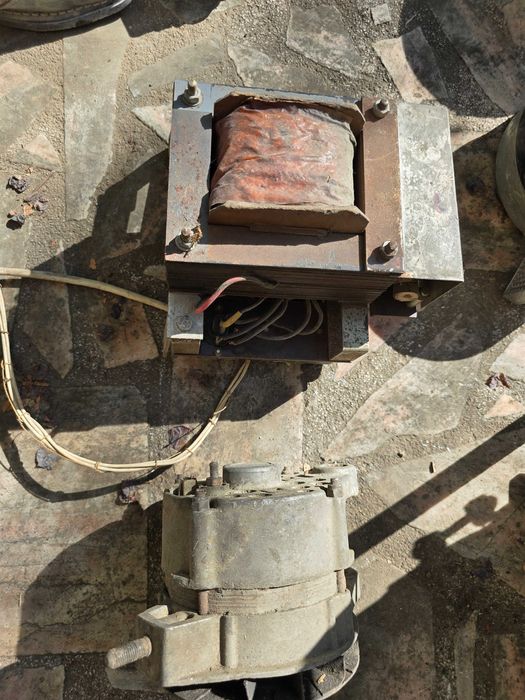 Разни електрически двигатели компресори и други