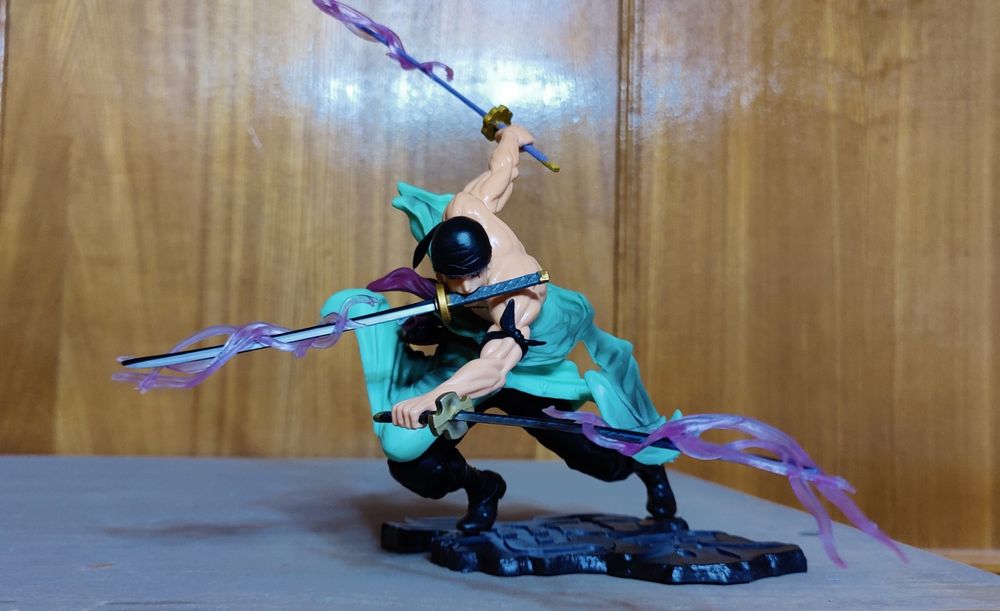 Фигурка аниме One pice (Зорро) и другие под заказ.