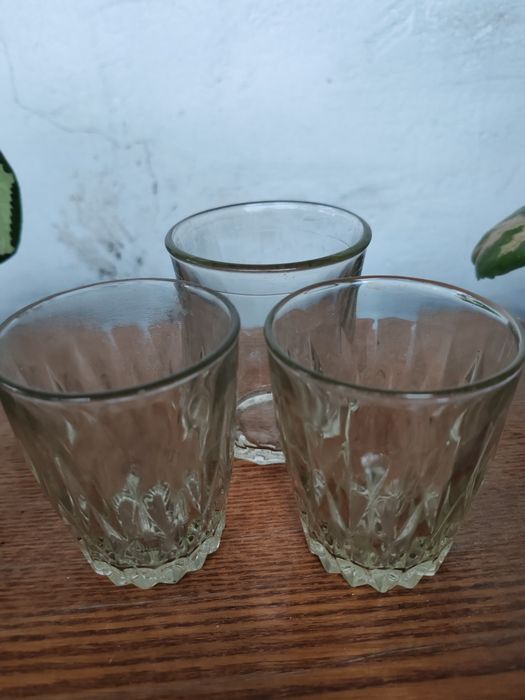 Продам стаканы б/у