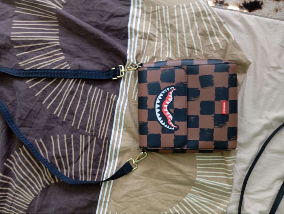 Sprayground чанта