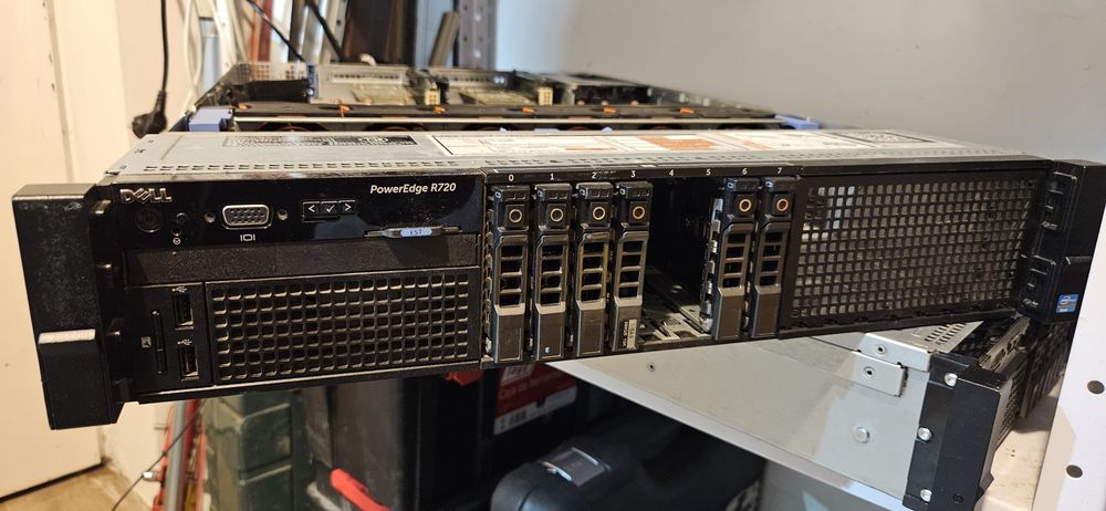 Dell R720, 2x E5-2630, 192gb RAM, 2х278gb + 4tb storage