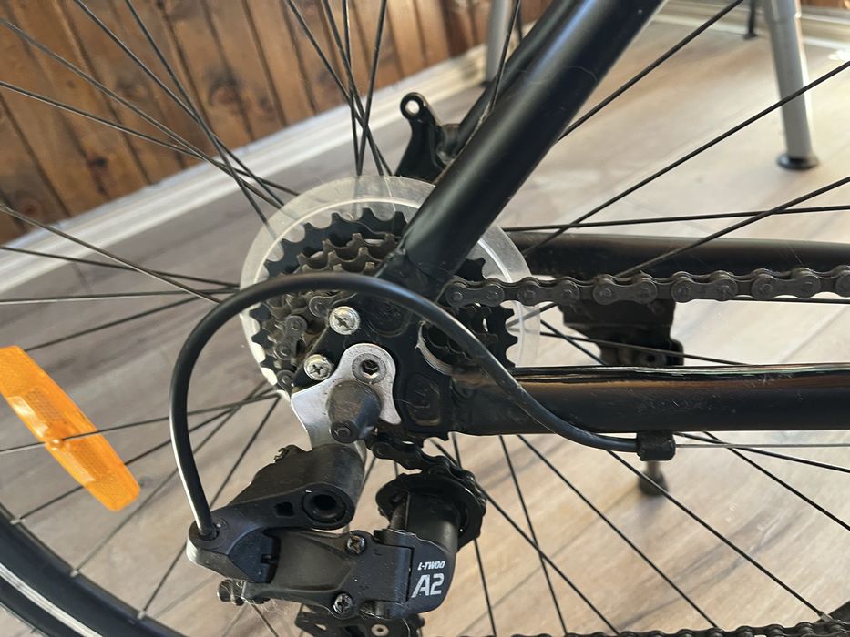 Bicicleta dama hibrid, munte, oras, 21 viteze Shimano, V-Brake