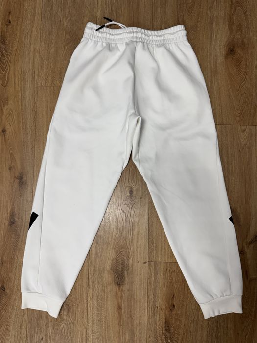 Pantaloni trening Adidas Z.N.E noi