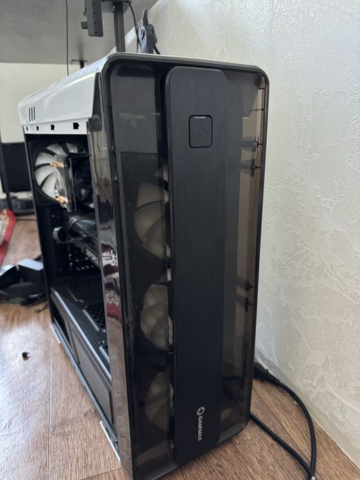 Intel i5 10400f, RTX3070 8GB, 16gb DDR4
