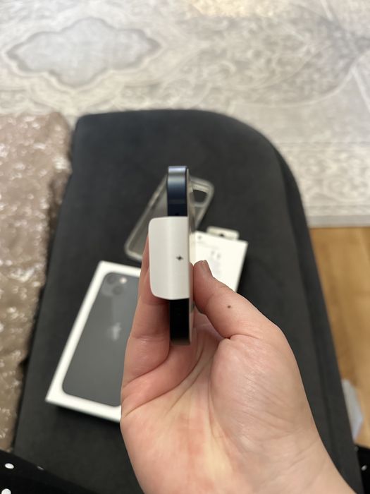 СРОЧНО ПРОДАМ 13 IPhone новый