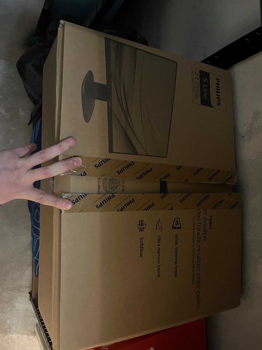 Philips Монитори 2 броя 24 inch.