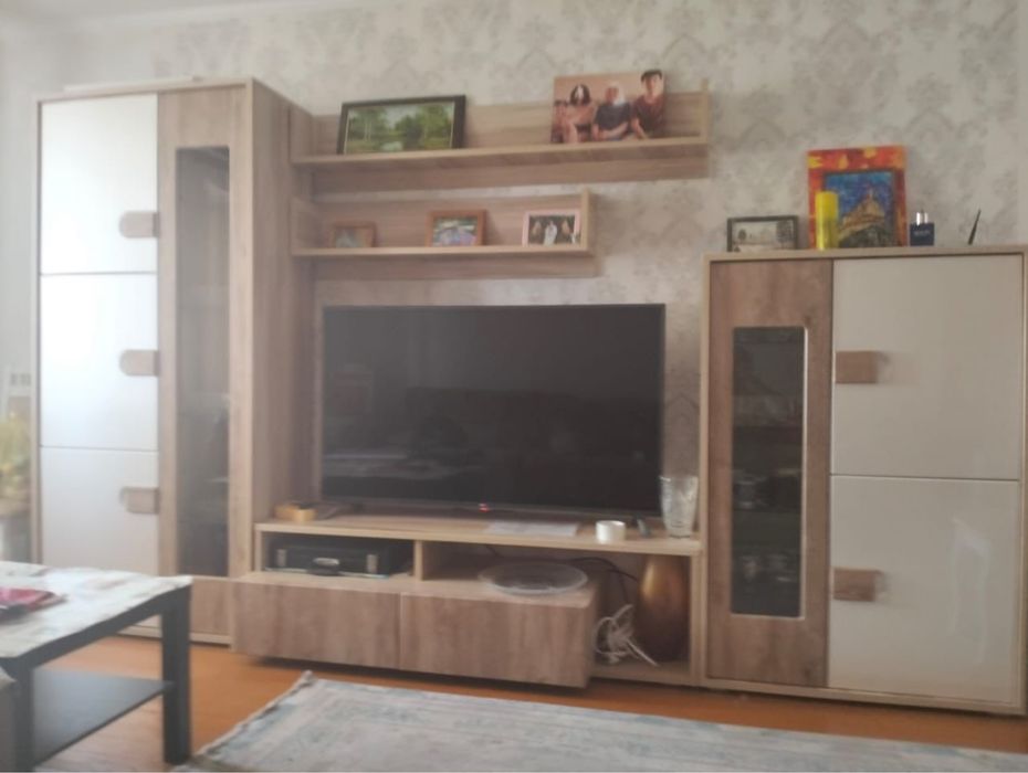 Продам стенку в отличном состояни