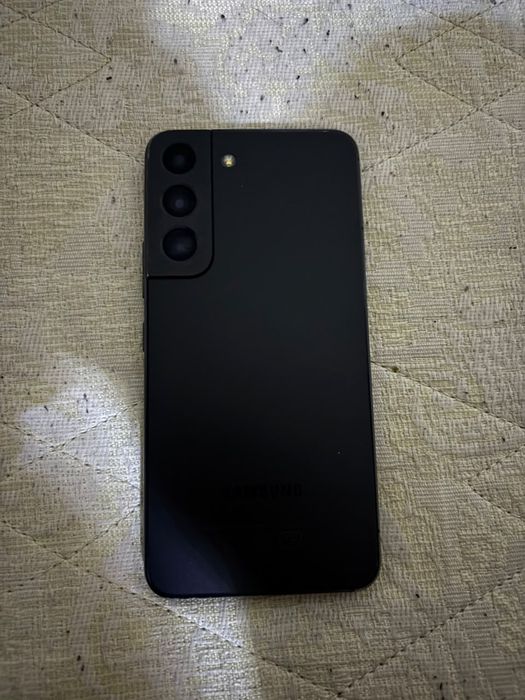 Продаю или обмен samsung s22