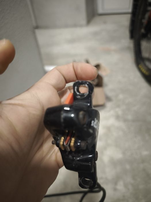 Предна спирачка Avid elixir 5