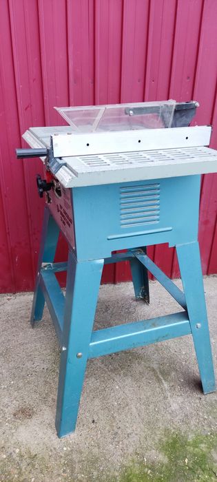 Circular cu masa de aluminiu