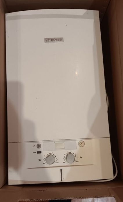 Vand CENTRALA BOSCH ZW 24-2 DH pentru dezmembrare.