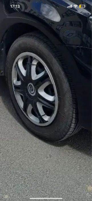 Продаю летнюю резину