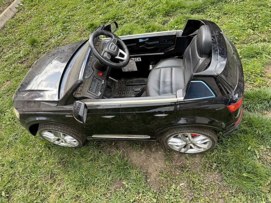 Електрическа количка Ауди Q7