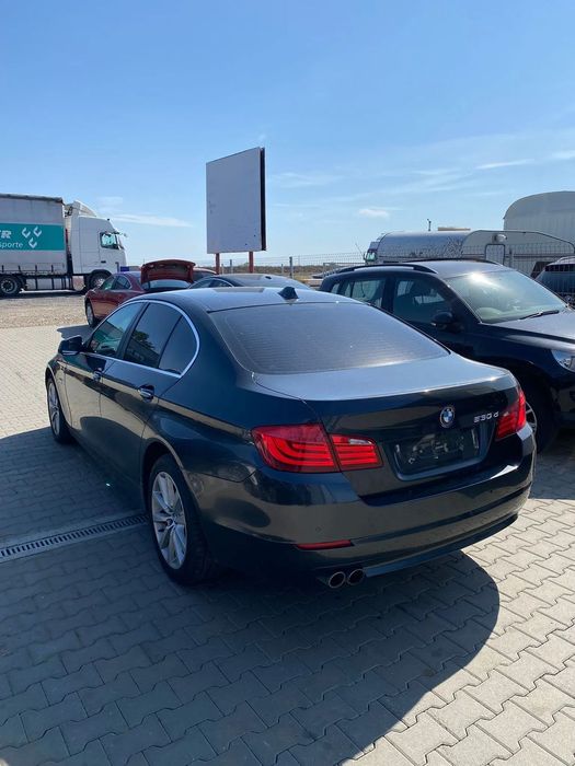 Dezmembram BMW F10 3.0 D an fabr. 2012