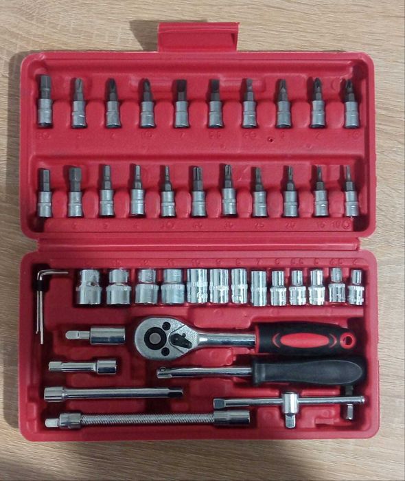 Trusa de scule (46 piese)