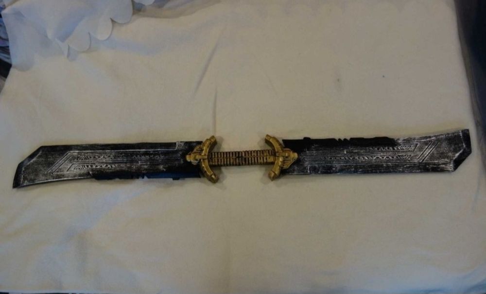 Меча на танос от отмъстителите краят