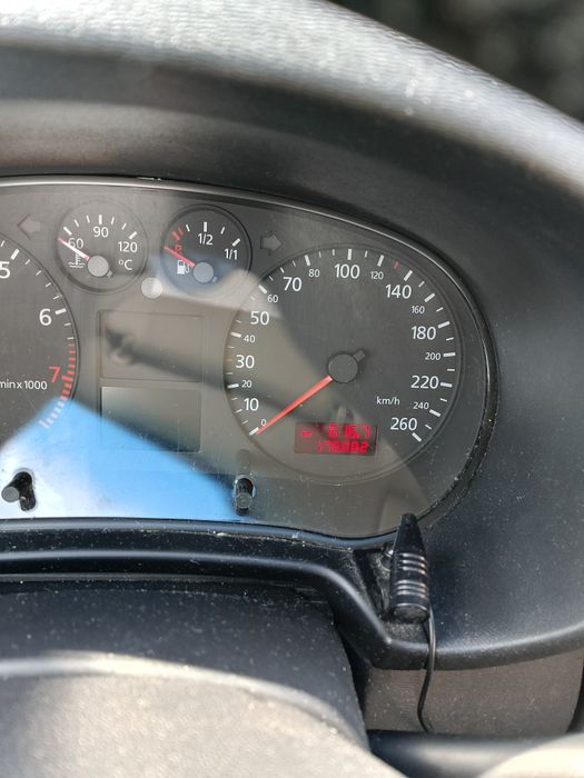 Audi A3  1.6 Benzina