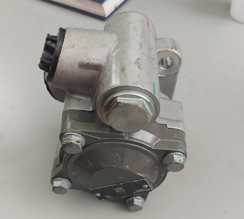 Pompa servodirectie Mercedes Benz Atego, Antos, Actros, Unimog