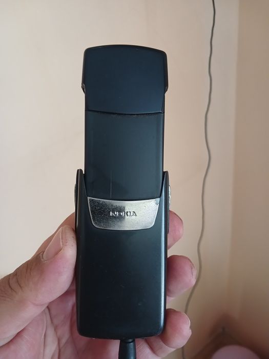 Nokia 8910i бг меню