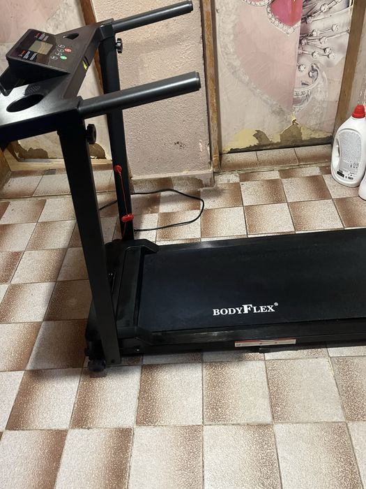 Бягаща пътека BODYFLEX