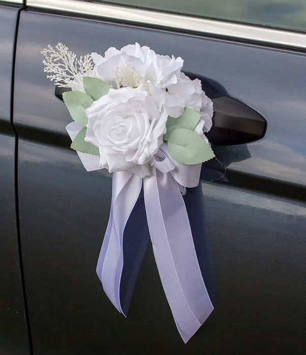 Кольца на свадебную машину