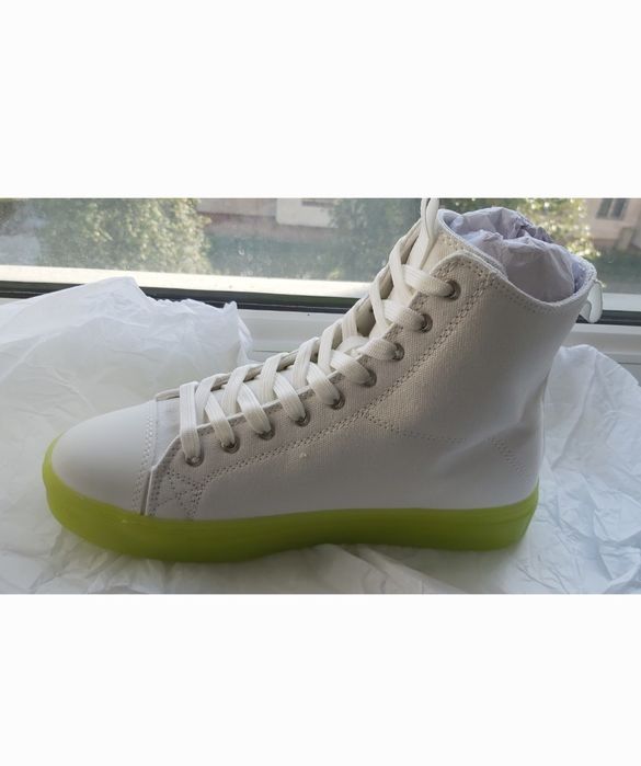 Кеды заказаны с сайта Асос