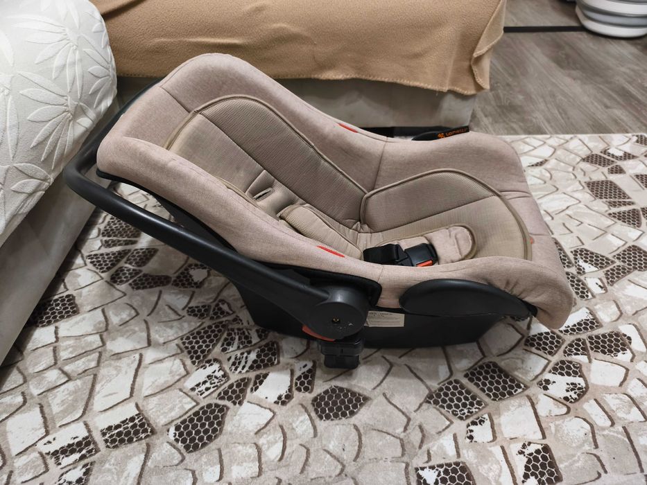 Кош за кола за новородено