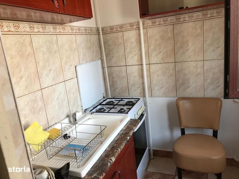 Garsonieră mobilată de închiriat, etaj 2 — fotografia 3