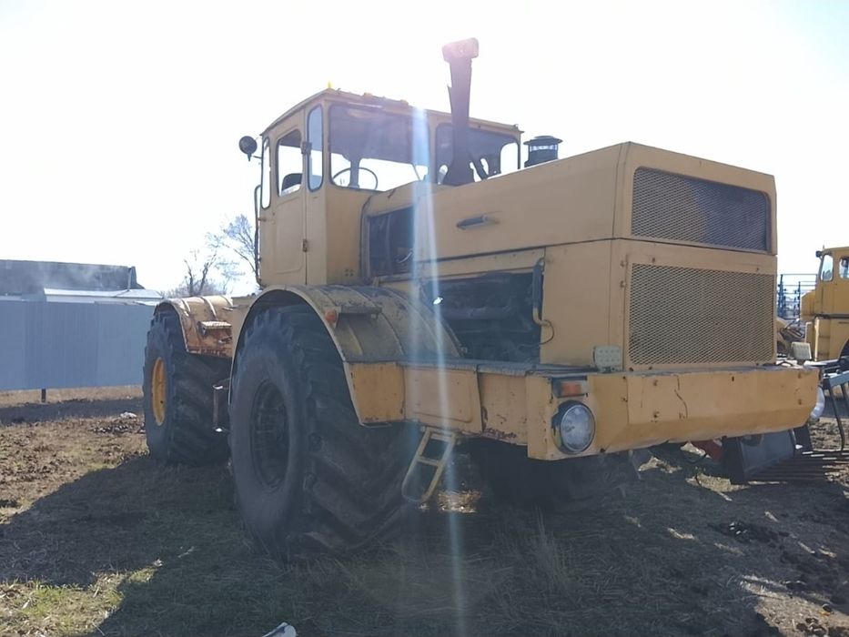 Кировец 700. В хорошем состояние