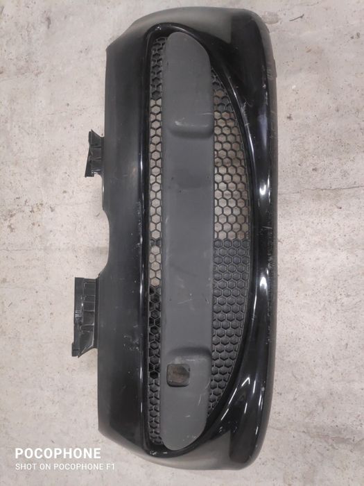 Предна броня Peugeot 107 / Пежо 107 2005/12г Със Забележки!